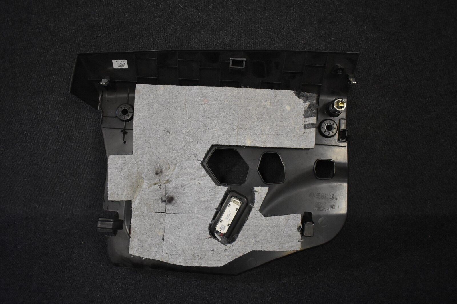 BMW F20 F21 F22 F30 F80 F31 F34 F35 Verkleidung Beifahrerfußraum 92053909